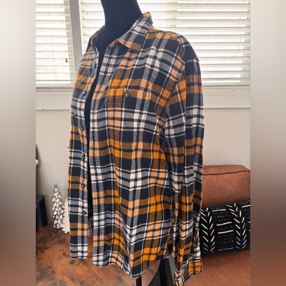 American Eagle Outfitters Checkered Shirt in Blue and Orange - Picture 3 of 8